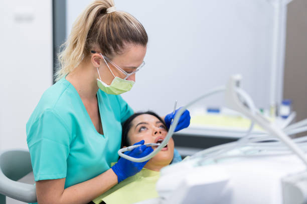 Best Emergency Root Canal Treatment in Gladstone, MI